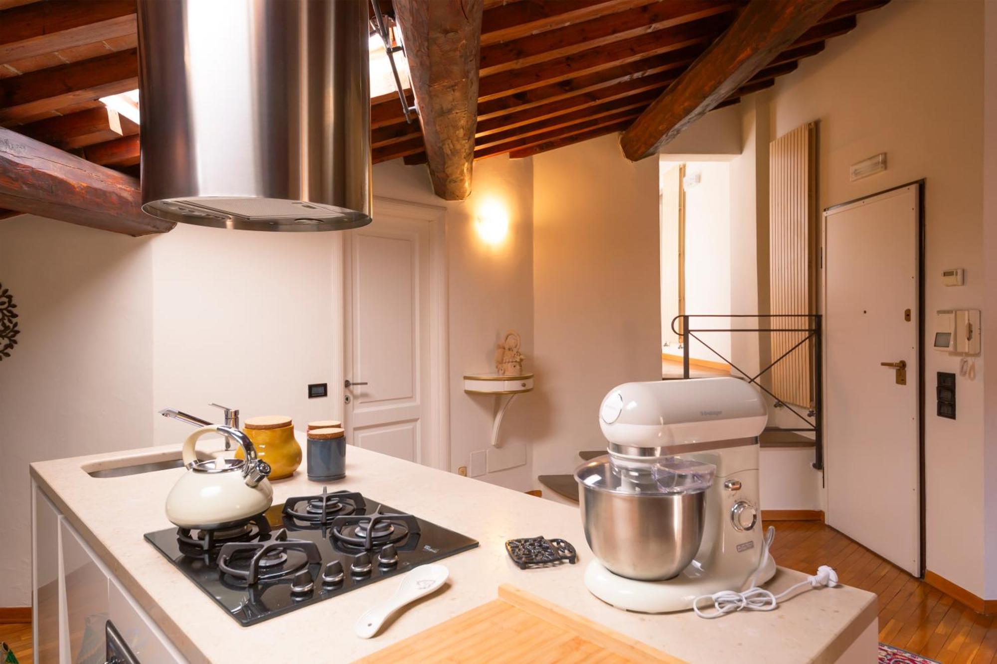 Appartement Loft Elegance à Pistoia Extérieur photo